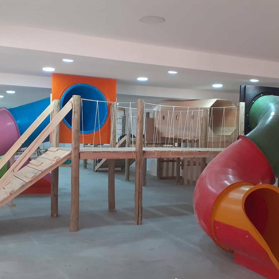 Apartamentos Ed London, Na Av Principal A Poucos Passos Das Termas Piratuba Exteriér fotografie
