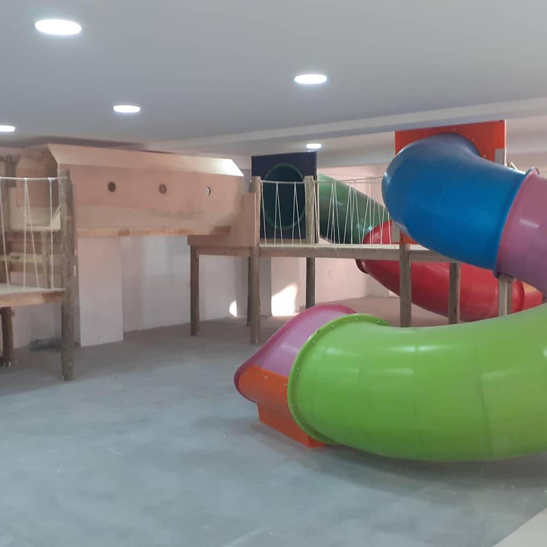 Apartamentos Ed London, Na Av Principal A Poucos Passos Das Termas Piratuba Exteriér fotografie