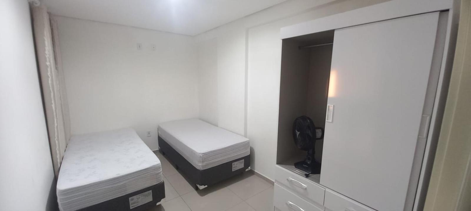 Apartamentos Ed London, Na Av Principal A Poucos Passos Das Termas Piratuba Exteriér fotografie